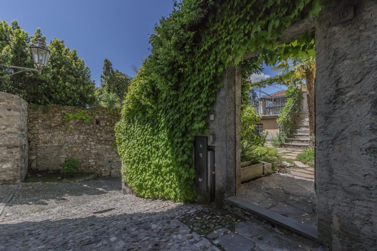 Casa Stella Lägenhet Varenna Exteriör bild